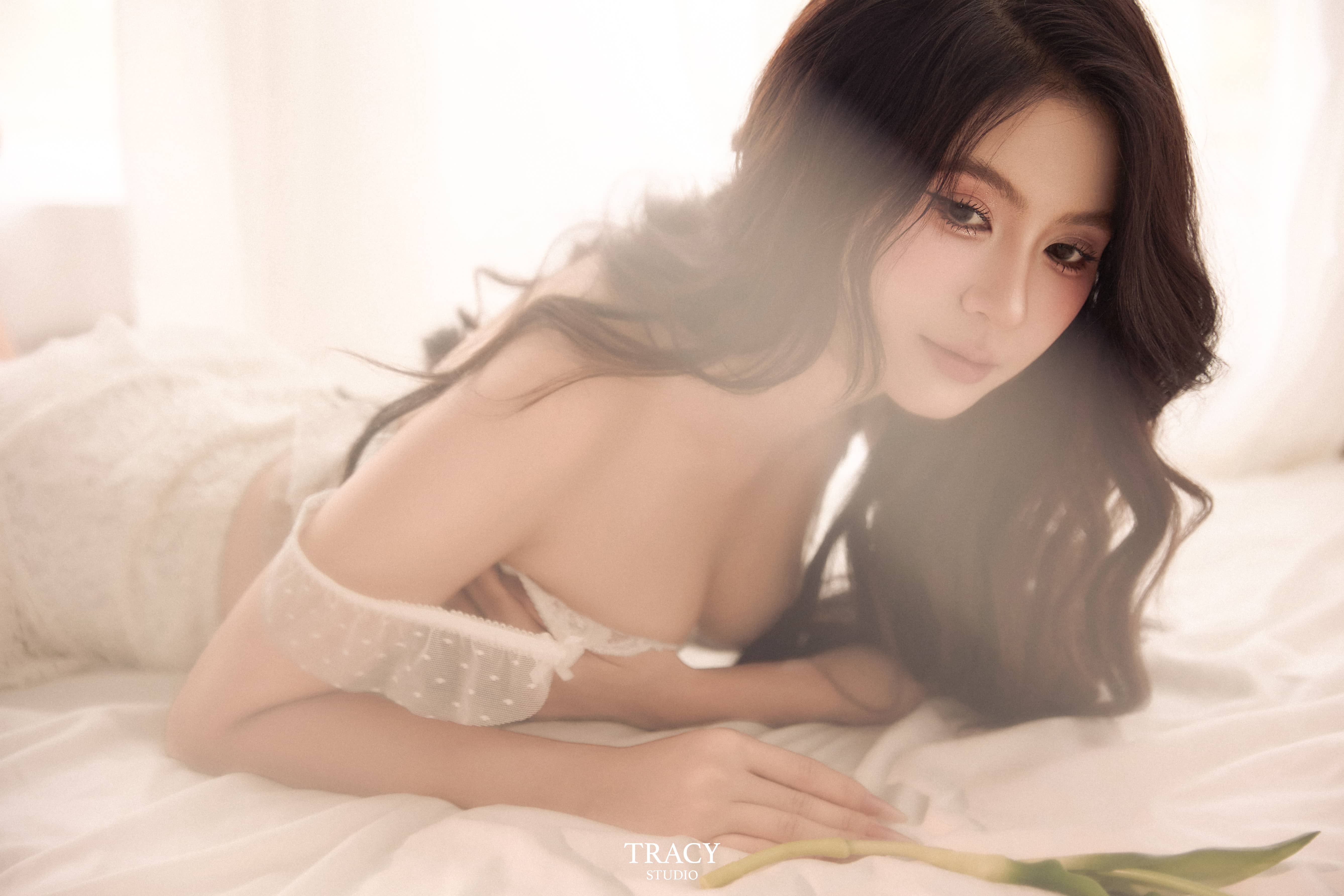 frontend/img/gallery/concept-sexy/tracy-studio-chup-concept-sexy-trang (10).jpg